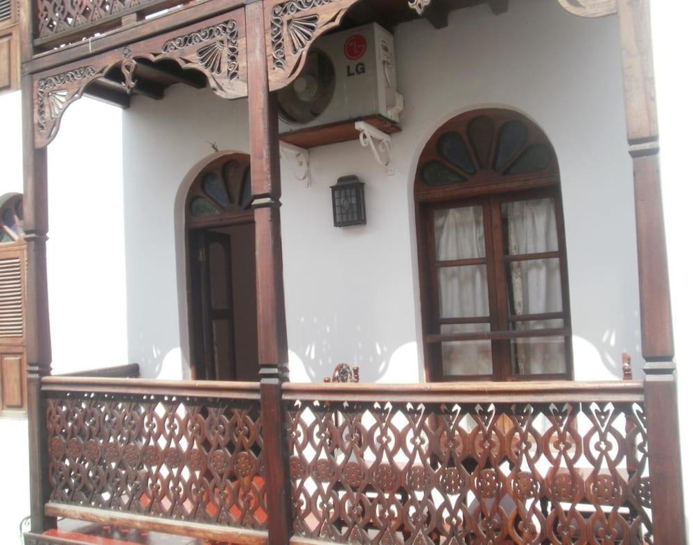 Asmini Palace Hotel Zanzibar Exterior photo